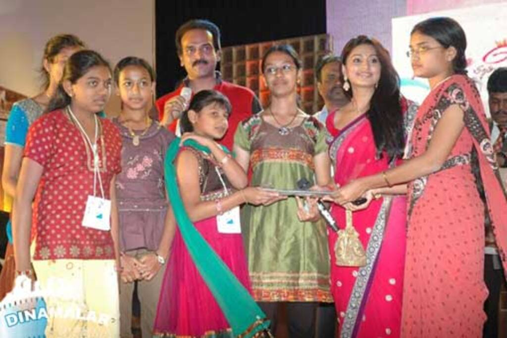 போலியோ ஒழிப்பில் சினேகா