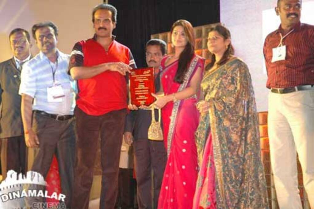 போலியோ ஒழிப்பில் சினேகா