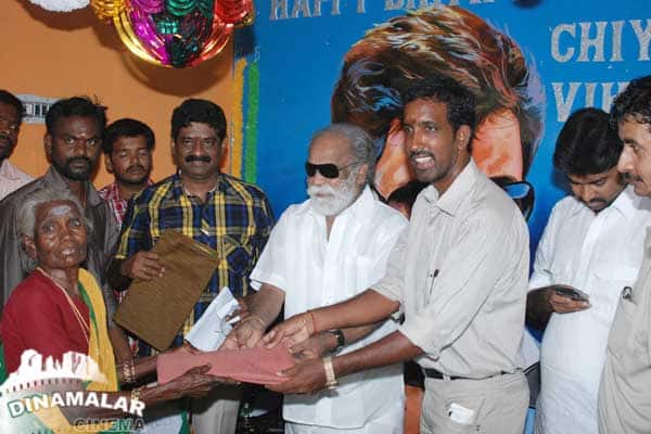 விக்ரம் பிறந்தநாள் கொண்டாட்டம்