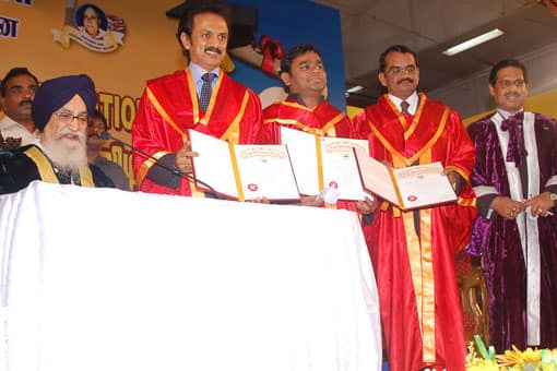 ஏ.ஆர்.ரஹ்மானுக்கு அண்ணா பல்கலை., டாக்டர் பட்டம்