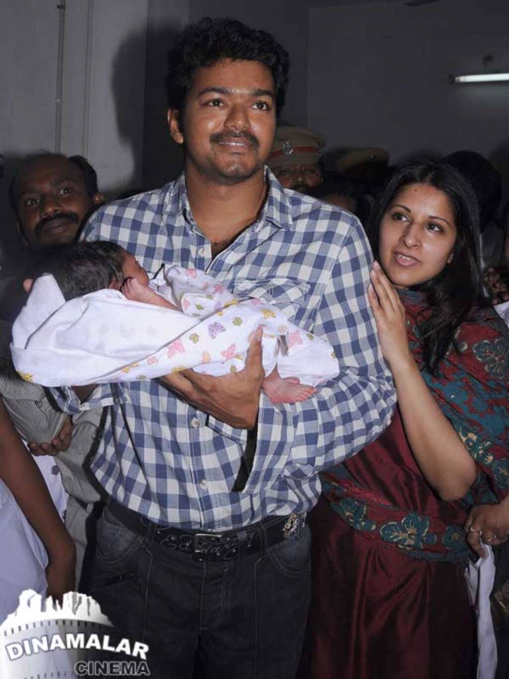 விஜய்யின் 37வது பிறந்தநாள் கொண்டாட்டம்