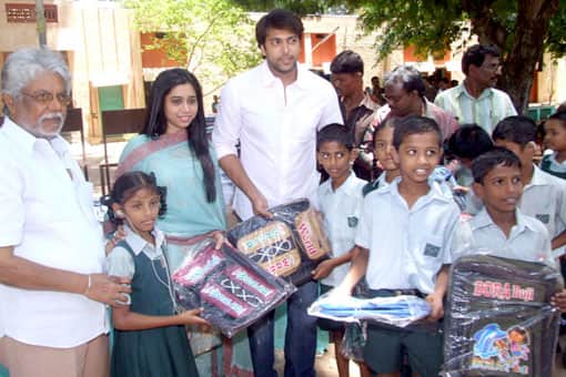 ஜெயம் ரவி பிறந்த நாள் கொண்டாட்டம்
