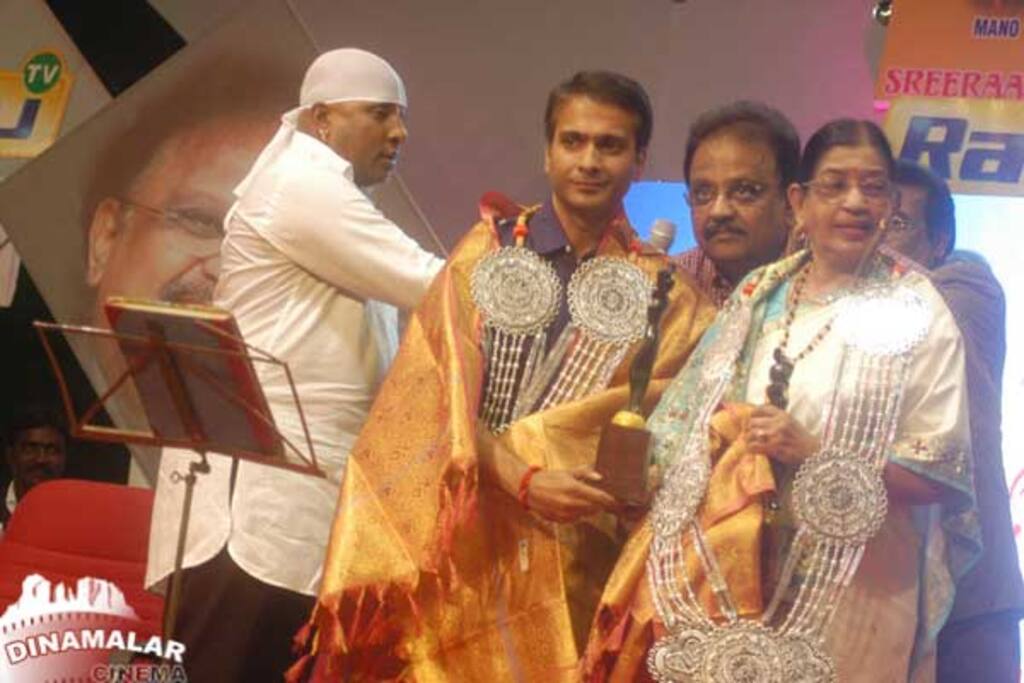 எஸ்.பி.பி.க்கு பாராட்டு விழா