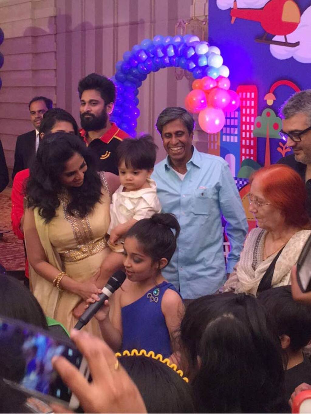 அஜித் மகன் ஆத்விக்கின் முதல்பிறந்தநாள்