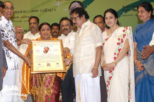 ஆச்சிக்கு ஜெயரத்னா விருது