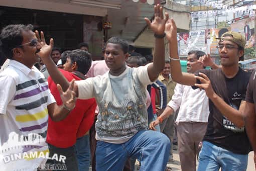 உன்னைப்போல் ஒருவன் ரீலிஸ் கொண்டாட்டம்