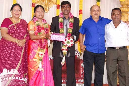 நடிகர் கோட்டை பெருமாள் மகள் திருமண வரவேற்பு