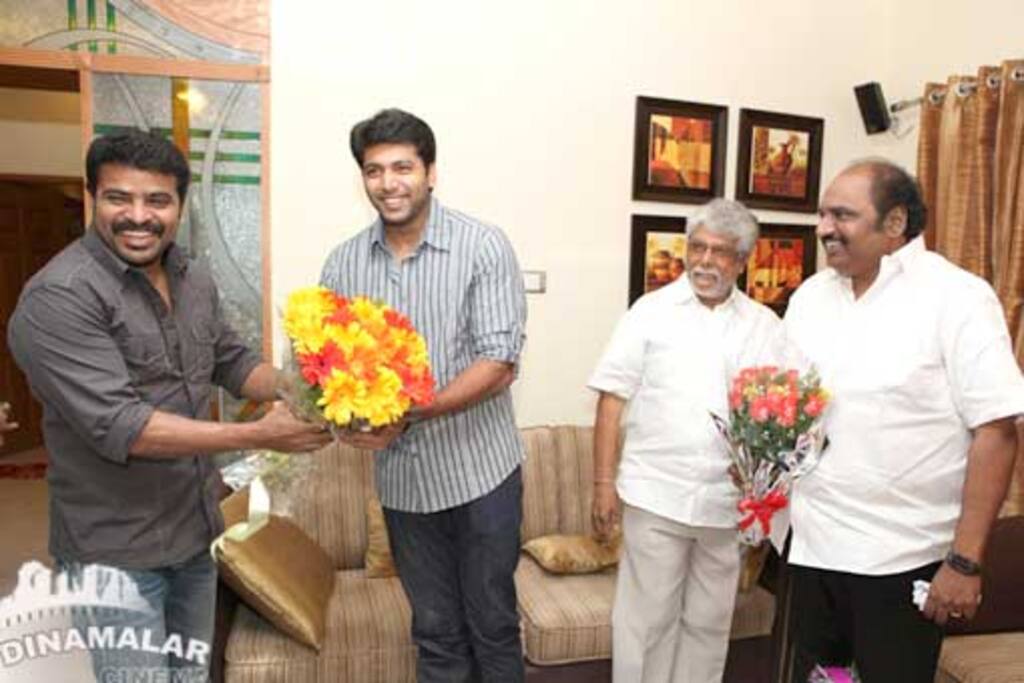 ஆதிபகவன் பட பூஜை
