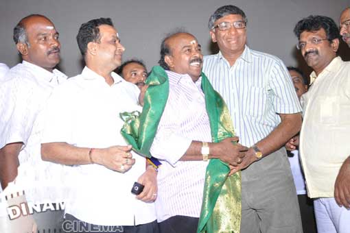 இராம.நாராயணன் வெற்றி கொண்டாட்டம்