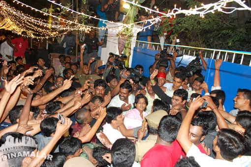 ஏ.ஆர்.ரஹ்மானுக்கு உற்சாக வரவேற்பு