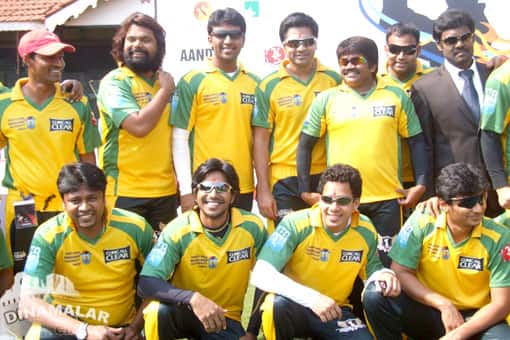 நட்சத்திர கிரிக்கெட்