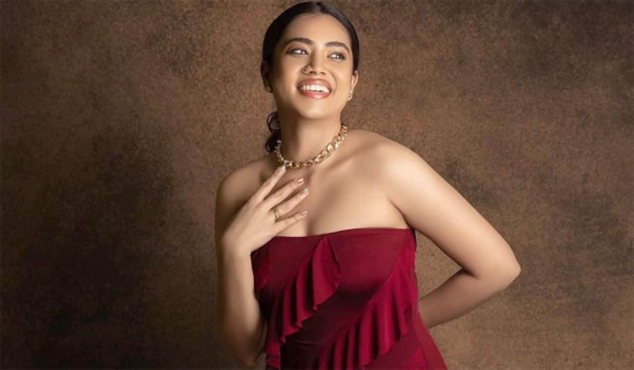 சீரியல் நடிகை ஆர்த்தி சுபாஷ் வைரல் கிளிக்ஸ்
