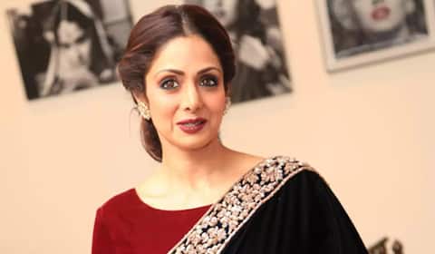 மும்பை லோகண்ட்வாலா சந்திப்புக்கு ஸ்ரீதேவி பெயர்