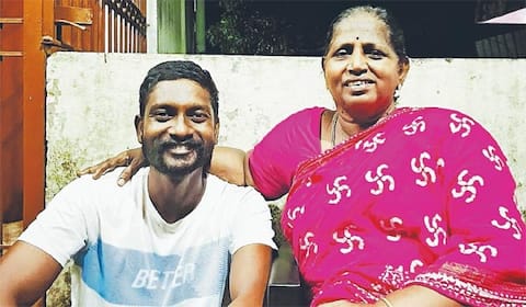 சினிமாவில் அடிவாங்கினா கூட வருத்தப்படுவாங்க அம்மா: நடிகர் ஹரிகிருஷ்ணன் நெகிழ்ச்சி