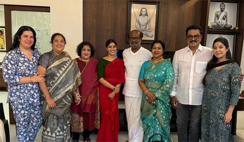 நேரில் சென்று ரஜினிக்கு திருமண அழைப்பிதழ் கொடுத்த வரலட்சுமி