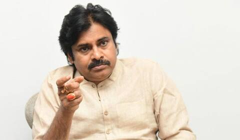 படப்பிடிப்புகளைத் தள்ளி வைக்கும் பவன் கல்யாண்