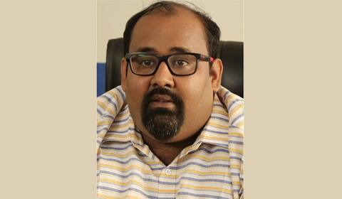 பூட்டிய வீட்டில் சடலமாக கிடந்த நடிகர் பிரதீப் கே விஜயன்