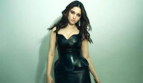 பள்ளி பாடத்தில் தமன்னா வரலாறு இடம் பெற்றதால் சர்ச்சை