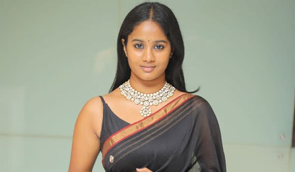 பவி டீச்சரும்... நான்கைந்து படங்களும்... : பிரிகிடா சகாவுக்கு பிரியமான சினிமா