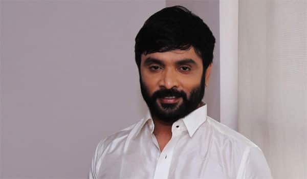 சின்னதிரையில் சீரியலில் சினேகன்