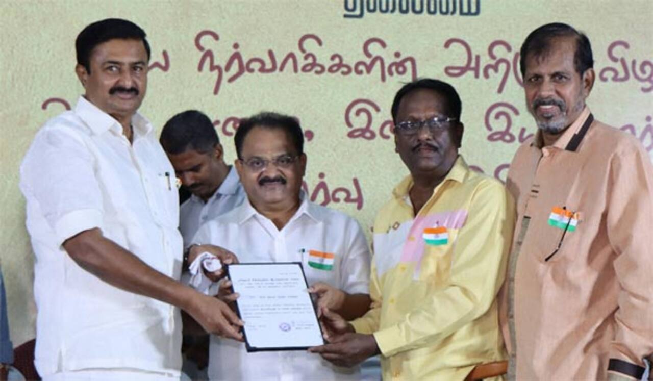 செப்டம்பர் 1 முதல் சின்னத்திரை இயக்குனர்கள் சம்பளம் உயர்வு