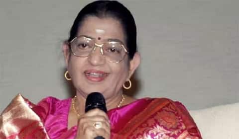 மருத்துவமனையில் அனுமதிக்கப்பட்ட பின்னணி பாடகி பி.சுசீலா  மிகவும் நலமாக உள்ளார்