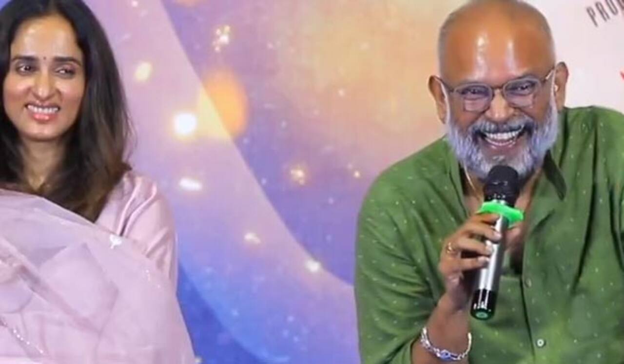காந்தி பெயர் வைத்தால் குடிக்க கூடாதா?: ‛தி கோட் நிகழ்ச்சியில் வெங்கட் பிரபு கேள்வி
