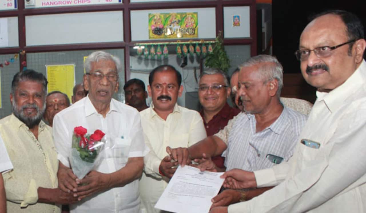 மீண்டும் விநியோகஸ்தர்  சங்க தலைவர் ஆனார் கே.ராஜன்