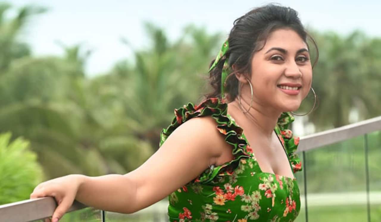 ஹீரோயின் ஆன மேகாலி மீனாட்சி