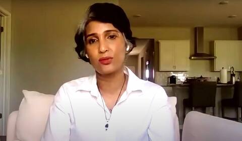 செக்ஸ் அடிமையாக வைத்த தமிழ் இயக்குனர் : நடிகை சவுமியா குற்றச்சாட்டு