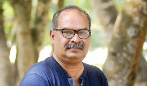 மன்னிப்பு கேட்ட நடிகர் மீது 5 வருடம் கழித்து பாலியல் புகார் அளித்த நடிகை