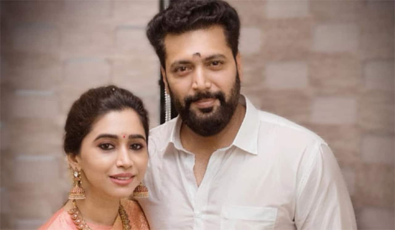 பிறந்தநாளில் விவாகரத்து கேட்டு மனு தாக்கல் செய்த ஜெயம் ரவி