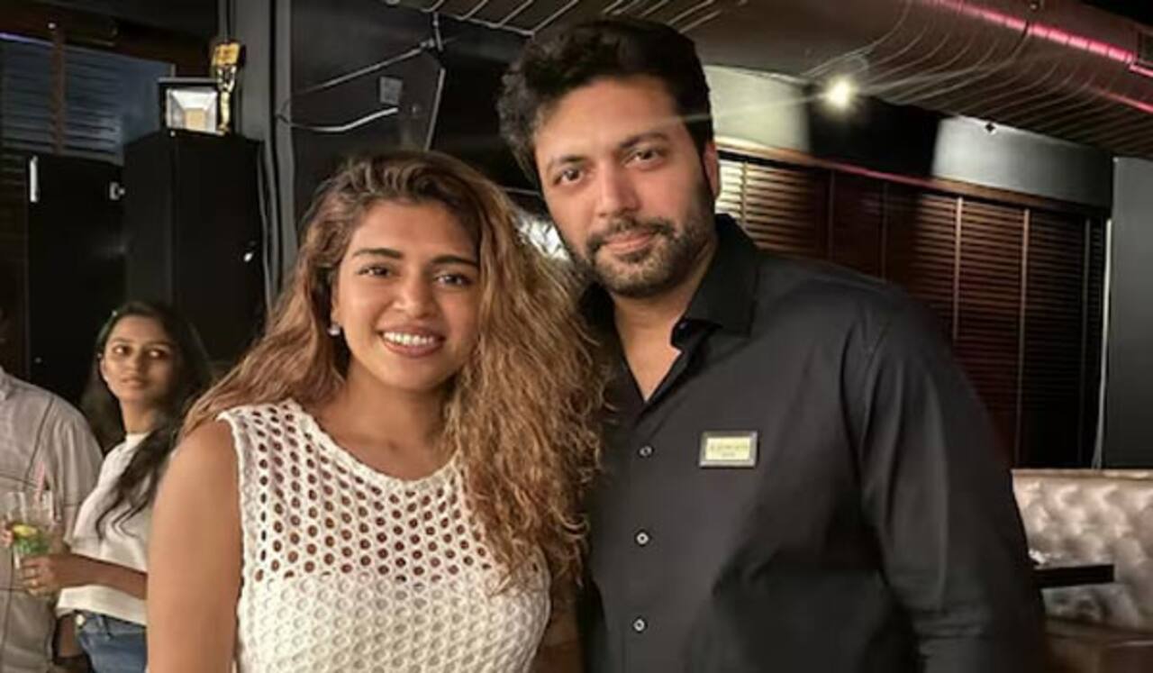 மற்றவர்களின் வாழ்க்கையை கெடுக்காதீர்கள்! ஜெயம் ரவி விவகாரத்தில் களம் இறங்கிய பாடகி கெனிஷா!!
