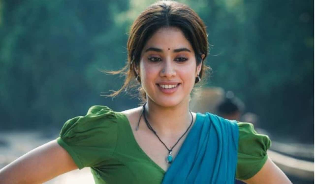 ஒரே டேக்கில் ஒன்றரை பக்க தெலுங்கு வசனம் பேசி அதிர வைத்த ஜான்வி கபூர்