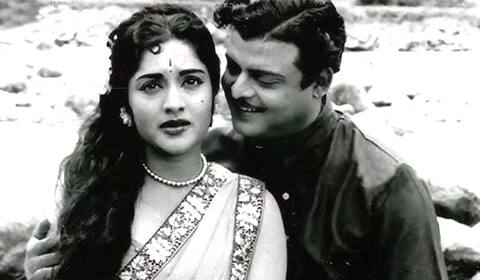 பிளாஷ்பேக் : “தேன்நிலவு” தந்த தெவிட்டாத நினைவுகள்