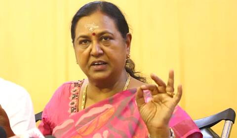 ‛கேப்டன் பாடல், போஸ்டருக்கெல்லாம் காப்புரிமை கேட்க மாட்டோம் : பிரேமலதா