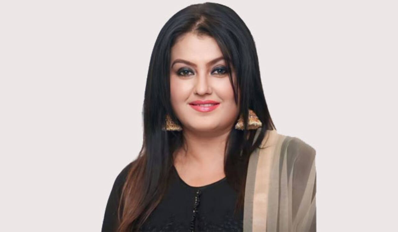 கத்தியை காட்டி மிரட்டி நடிகை சோனா வீட்டில் திருட முயற்சி