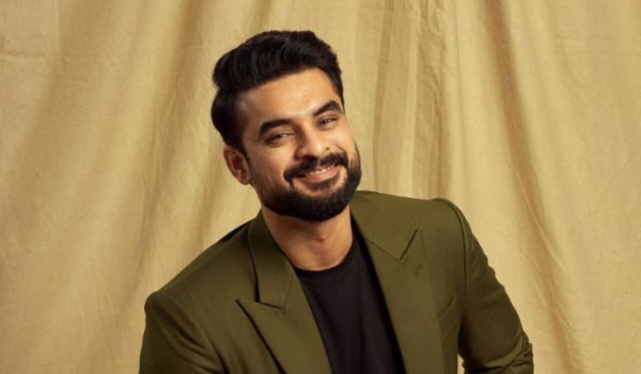 12 வருடம் 50 படங்கள் ; நன்றி தெரிவித்த டொவினோ தாமஸ்