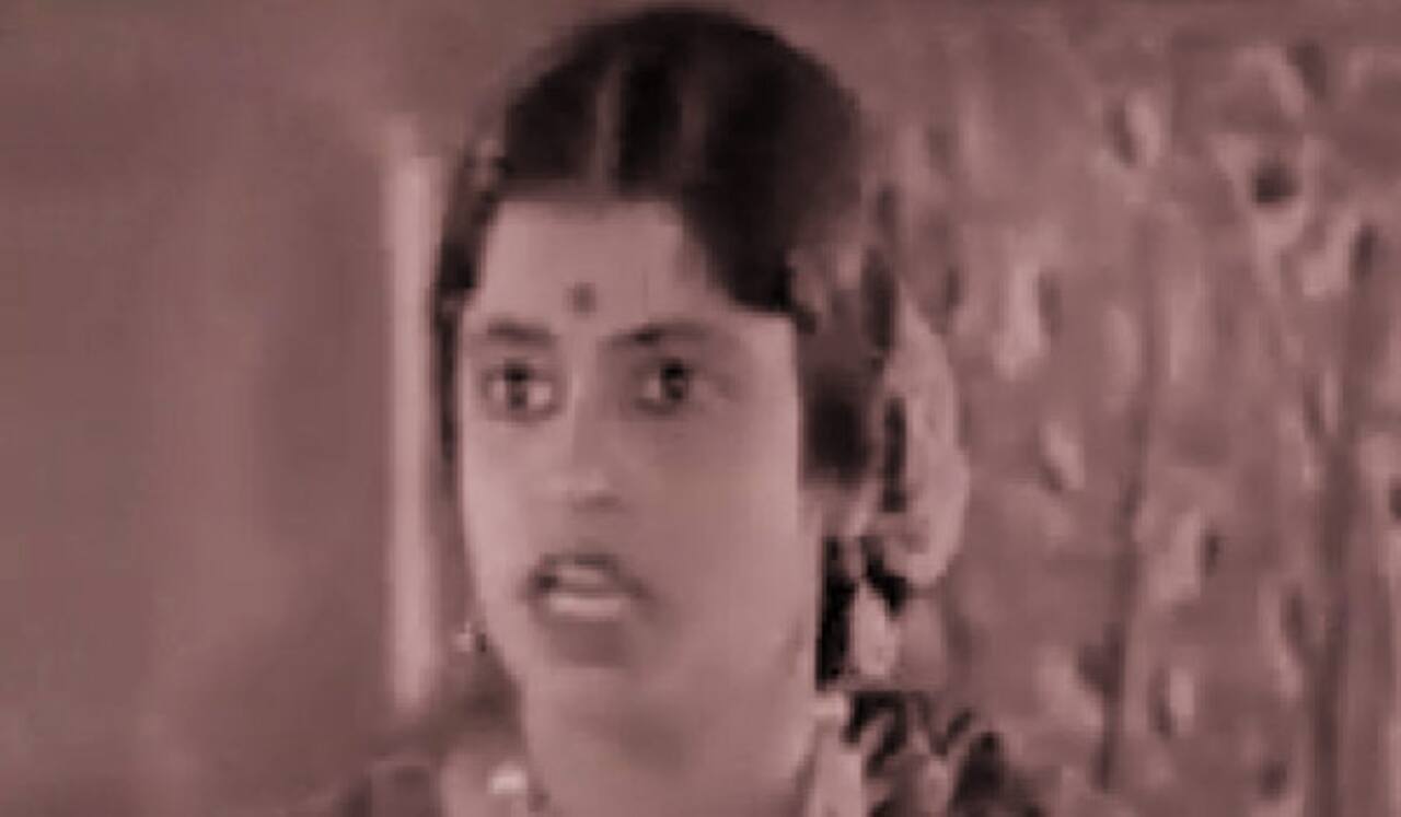 பிளாஷ்பேக் : எம்.ஜி.ஆருடன் வாள் சண்டை போட்ட நடிகை