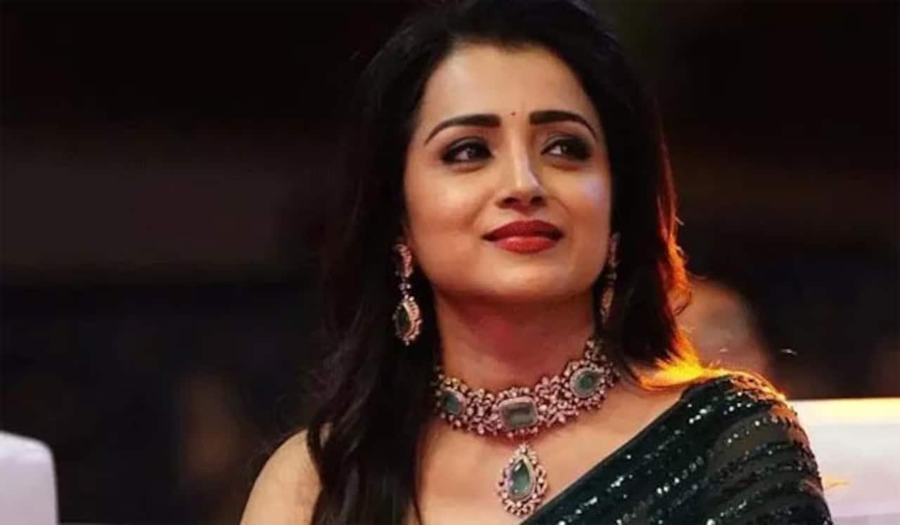யாரை சொல்கிறார் திரிஷா? சூசகமாக போட்ட பதிவு!
