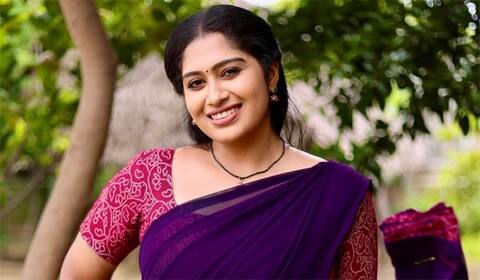 புதிய சீரியலில் கமிட்டான முத்தழகு ஷோபனா!
