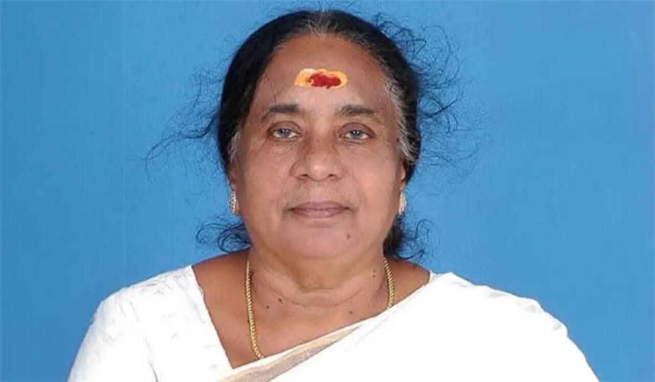மலையாள திரைப்பட நடிகை மீனா கணேஷ் காலமானார்
