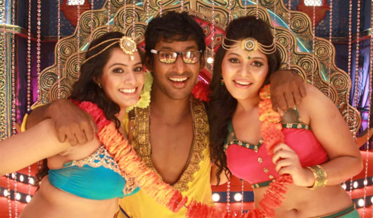 பரபரப்பை ஏற்படுத்திய மத கஜ ராஜா ரிலீஸ் அறிவிப்பு