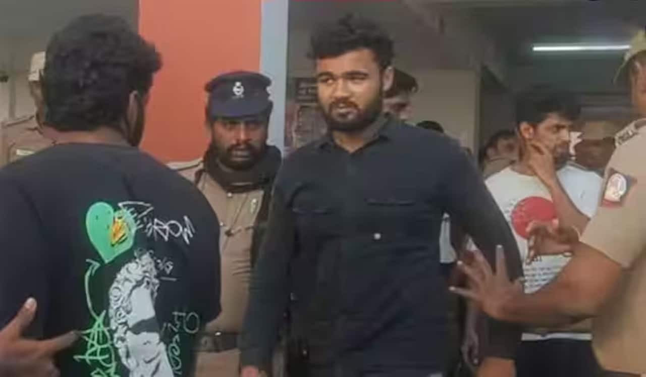 மன்சூர் அலிகான் மகனுக்கு நிபந்தனை ஜாமின்