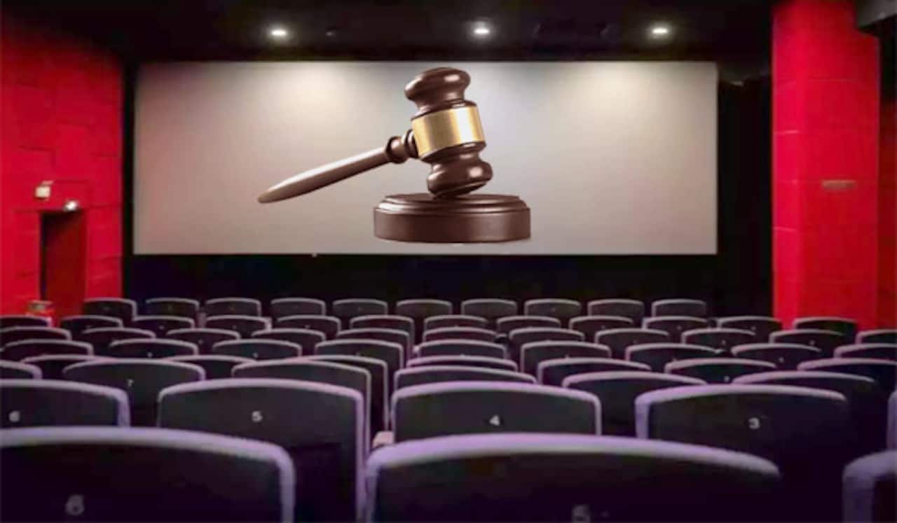வெள்ளிக்கிழமை பட ரிலீஸிற்கு கோர்ட் முன் காத்திருக்கும் திரைப்பட  துறையினர்