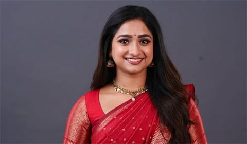 மாரி சீரியலிலிருந்து விலகிய கதாநாயகி: ரசிகர்கள் அதிர்ச்சி