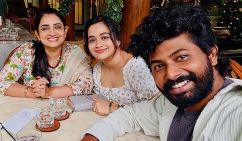 பாண்டியன் ஸ்டோர்ஸ் நடிகர்களின் ரீ-யூனியன்