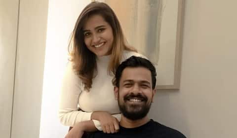 காதலர் தினத்தில் காதலரை அறிமுகம் செய்த பிக்பாஸ் ஜாக்குலின்