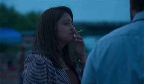 சிகரெட் பிடிக்கும் காட்சியில்  நடித்த ஜோதிகா