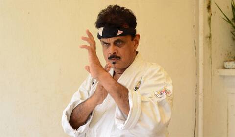 கராத்தே உசேனிக்கு புற்றுநோய் : விஜய், பவன் கல்யாணுக்கு வைத்த கோரிக்கை